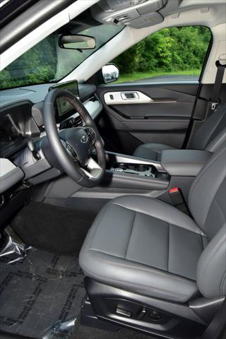 new 2025 Ford Explorer car, priced at $48,496