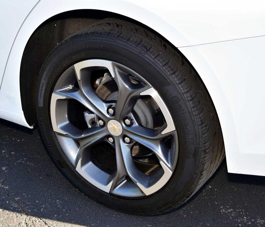 used 2024 Chevrolet Malibu car, priced at $20,990