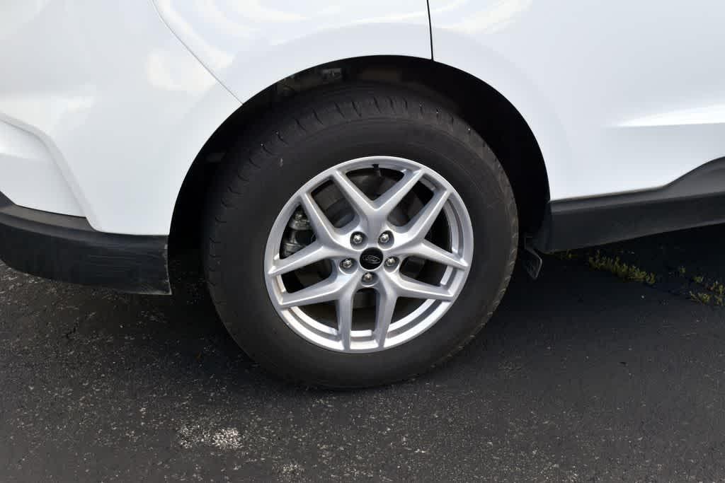 used 2024 Ford Edge car, priced at $28,200