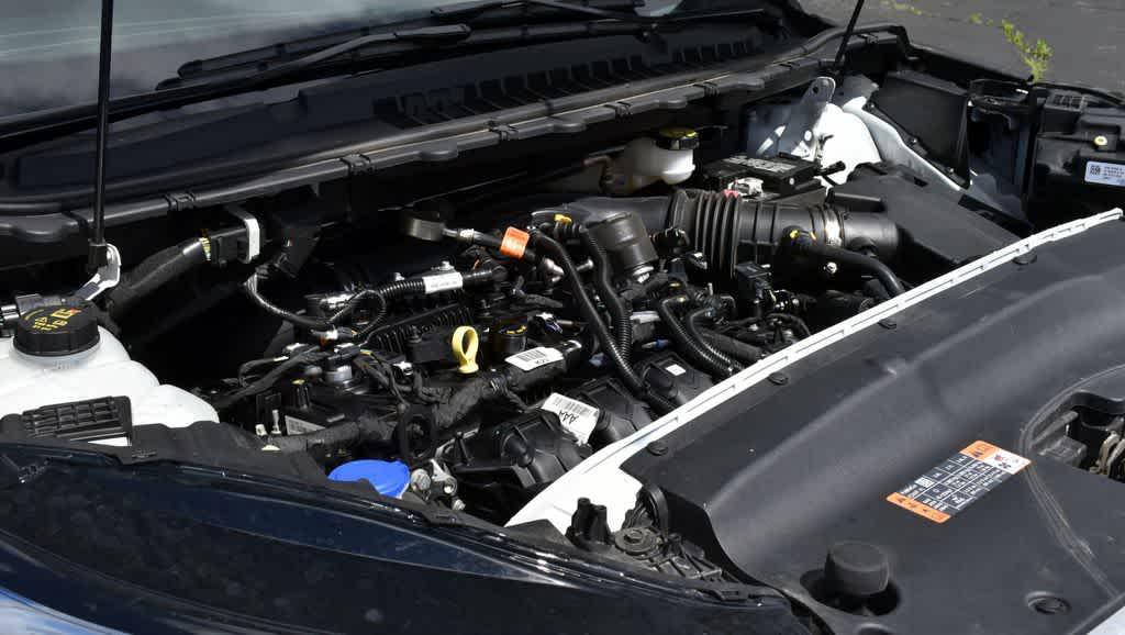 used 2024 Ford Edge car, priced at $28,200