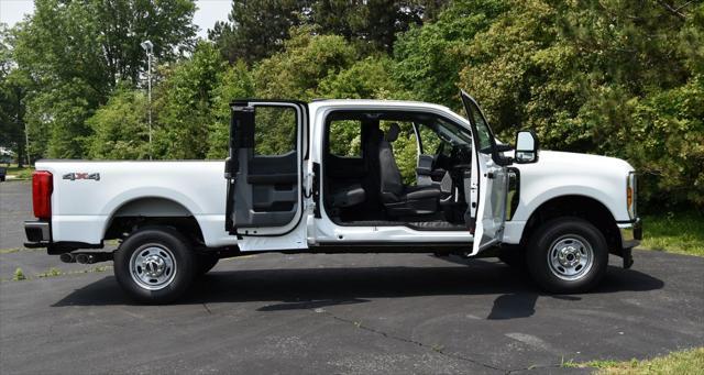 new 2025 Ford F-350 car, priced at $61,705