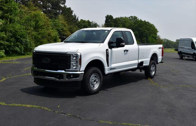 new 2025 Ford F-350 car, priced at $61,705