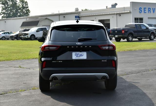 new 2025 Ford Escape car, priced at $31,138