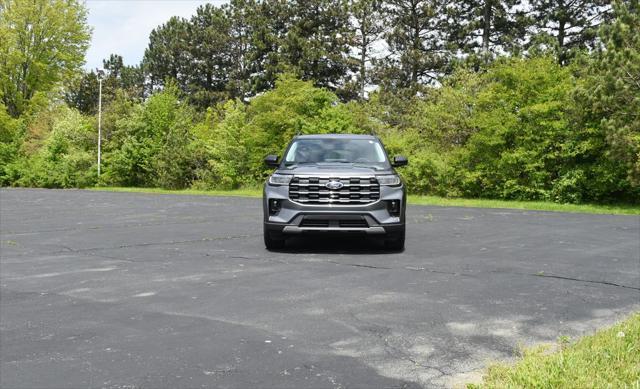 new 2025 Ford Explorer car, priced at $45,222