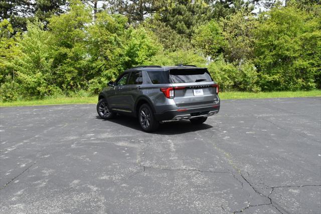 new 2025 Ford Explorer car, priced at $45,222