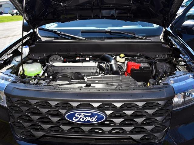 new 2025 Ford Maverick car, priced at $29,809