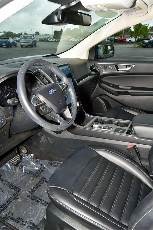 used 2022 Ford Edge car, priced at $28,500