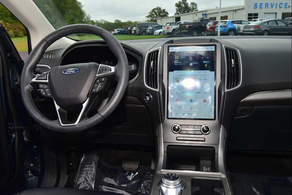 used 2022 Ford Edge car, priced at $28,500