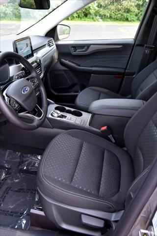 new 2025 Ford Escape car, priced at $31,603