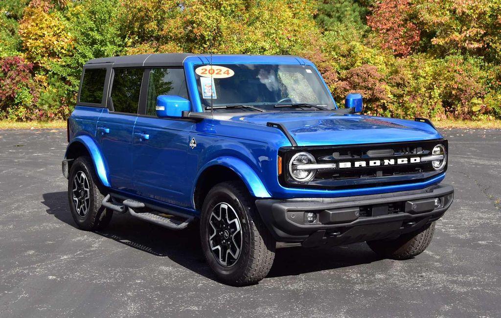 used 2024 Ford Bronco car, priced at $50,900