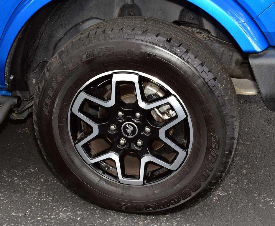 used 2024 Ford Bronco car, priced at $50,900