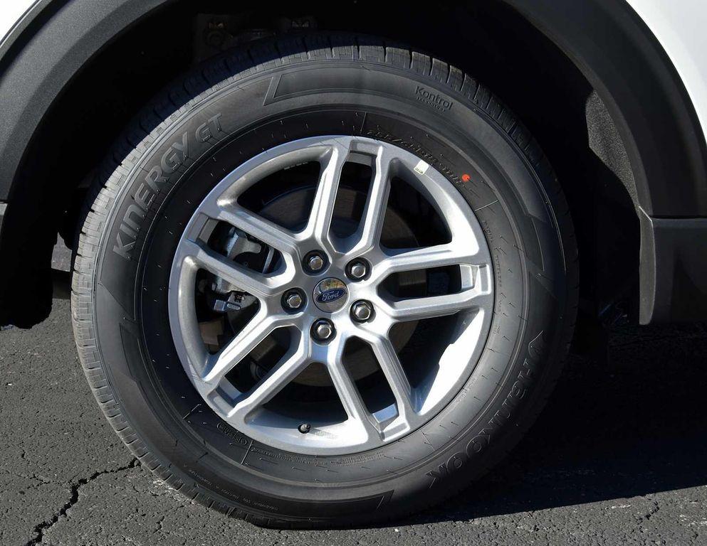 new 2026 Ford Explorer car, priced at $43,597