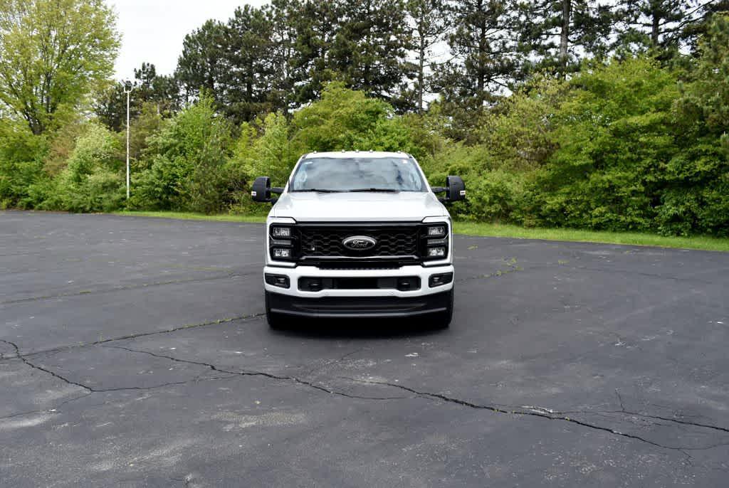 new 2025 Ford F-350 car, priced at $91,770
