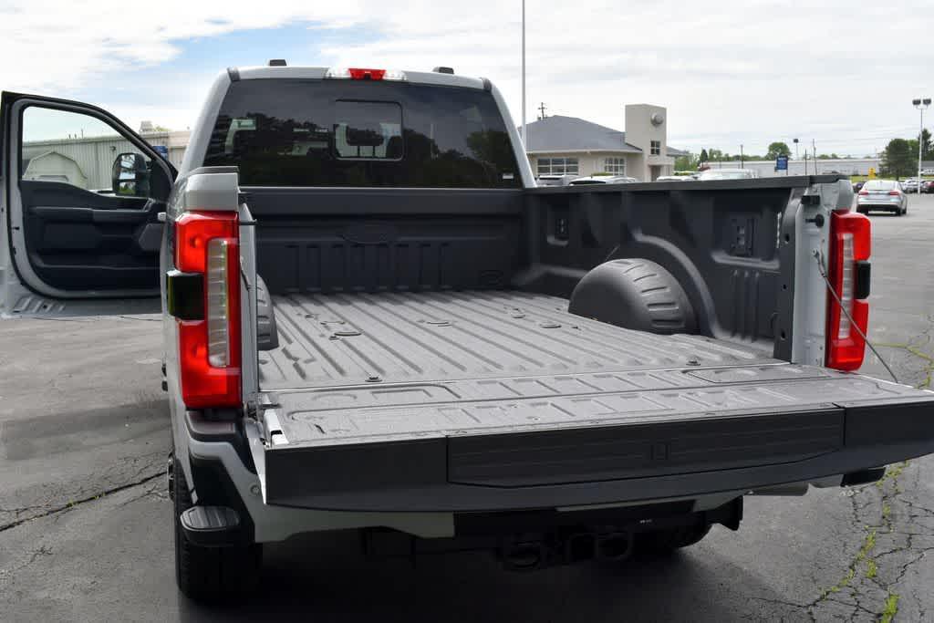 new 2025 Ford F-350 car, priced at $91,770