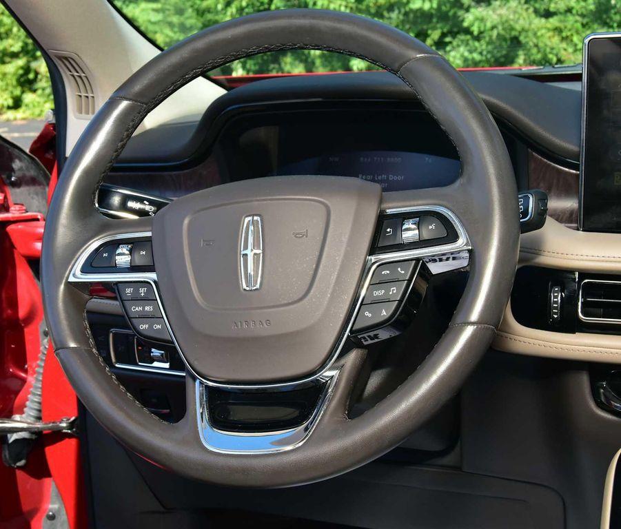 used 2021 Lincoln Nautilus car, priced at $28,729