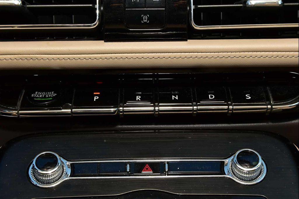 used 2021 Lincoln Nautilus car, priced at $28,729