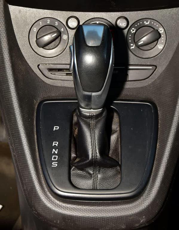 used 2015 Ford Transit Connect car, priced at $7,900