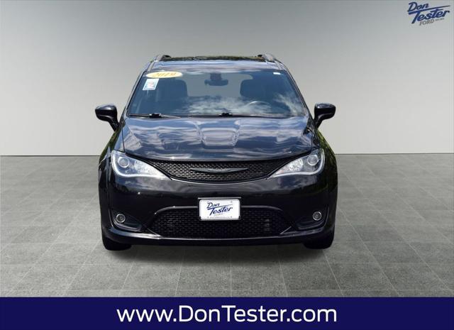 used 2019 Chrysler Pacifica car, priced at $18,500