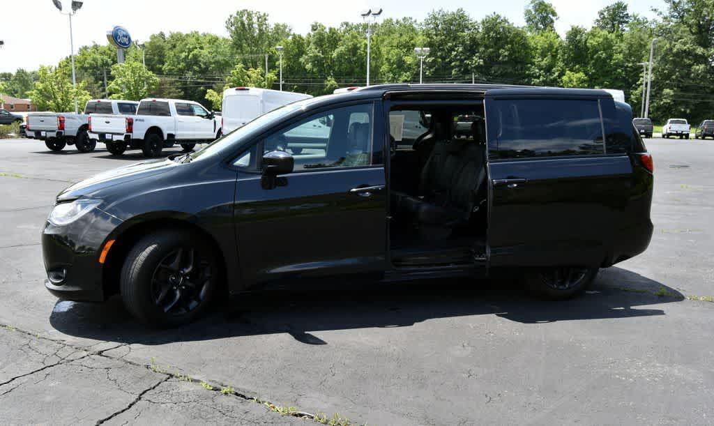 used 2019 Chrysler Pacifica car, priced at $17,979