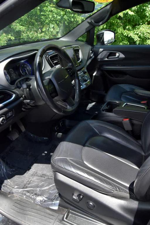 used 2019 Chrysler Pacifica car, priced at $17,979