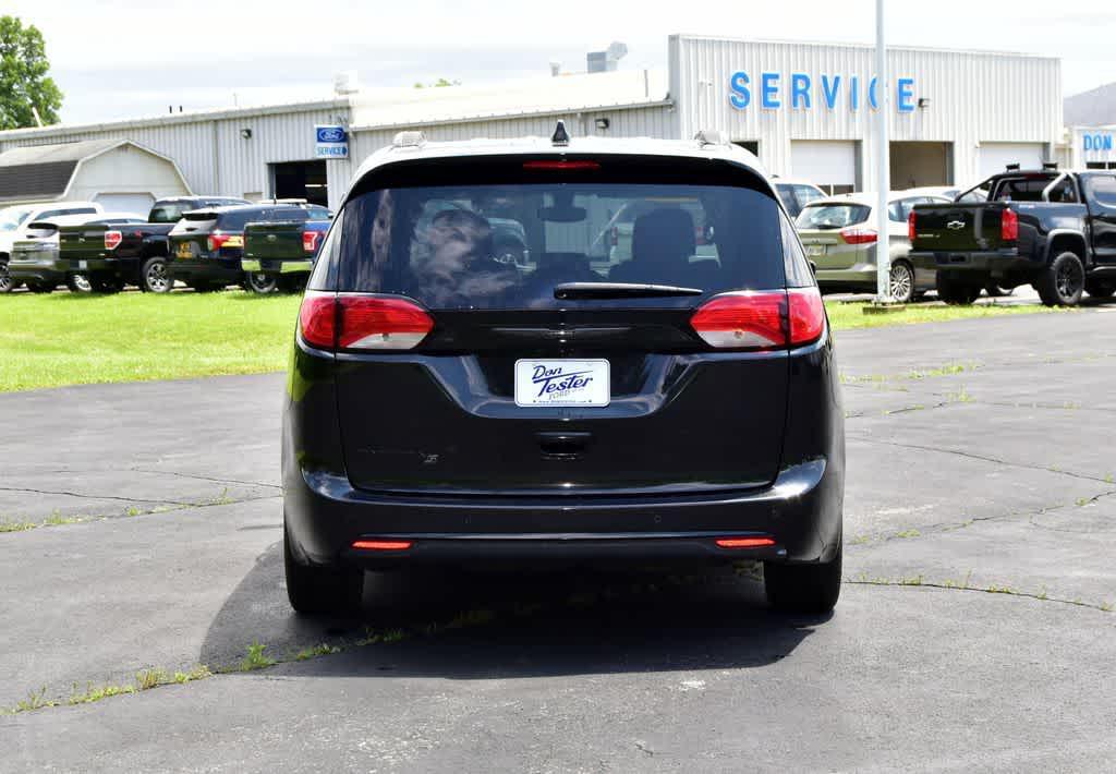 used 2019 Chrysler Pacifica car, priced at $17,979