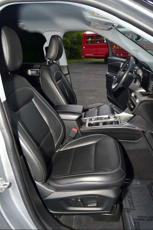 used 2022 Ford Explorer car, priced at $31,000