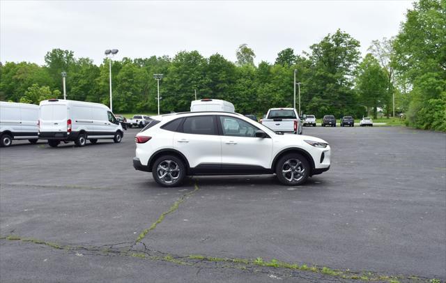 new 2025 Ford Escape car, priced at $33,566