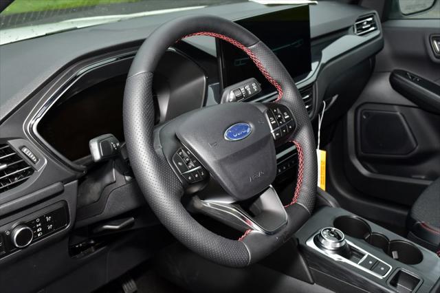 new 2025 Ford Escape car, priced at $33,566