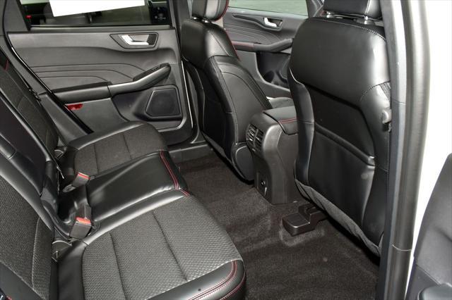 new 2025 Ford Escape car, priced at $33,566