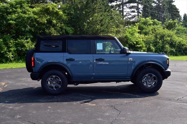 new 2025 Ford Bronco car, priced at $44,025