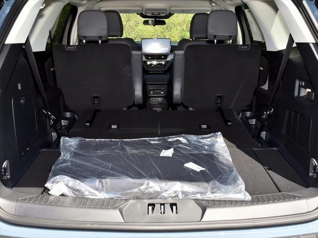new 2025 Ford Explorer car, priced at $45,147