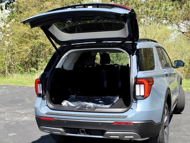 new 2025 Ford Explorer car, priced at $45,147