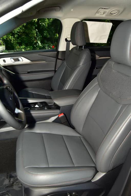 new 2025 Ford Explorer car, priced at $46,242