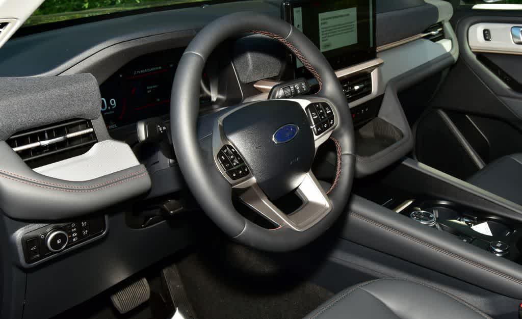 new 2025 Ford Explorer car, priced at $46,242