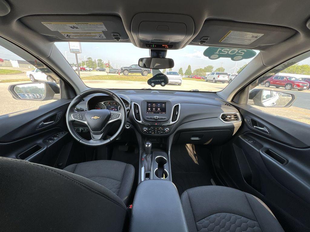used 2021 Chevrolet Equinox car, priced at $23,495