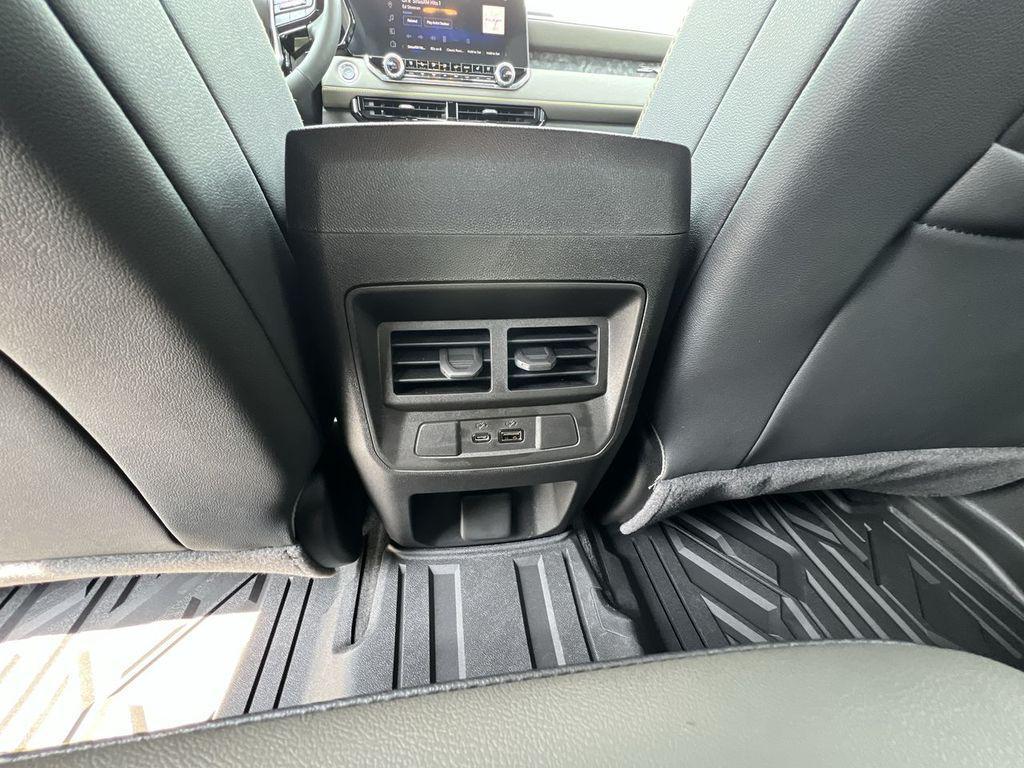 new 2025 Chevrolet Colorado car, priced at $51,280