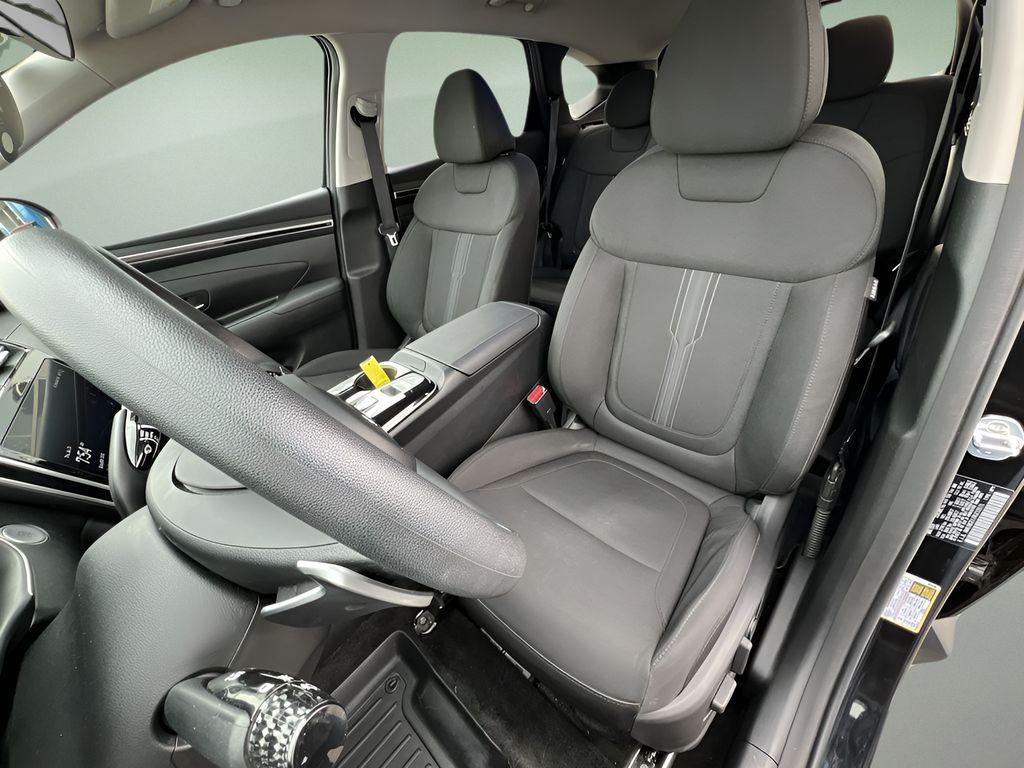 used 2024 Hyundai TUCSON Hybrid car, priced at $26,995