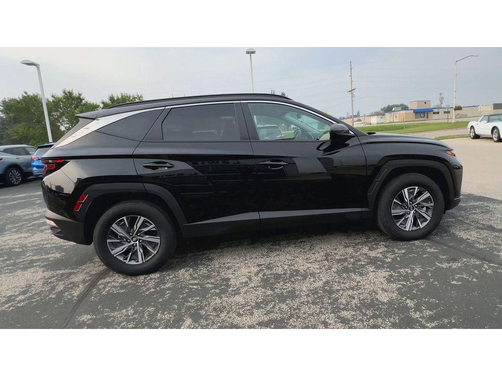 used 2024 Hyundai TUCSON Hybrid car, priced at $27,995