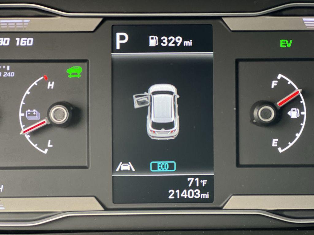 used 2024 Hyundai TUCSON Hybrid car, priced at $27,995