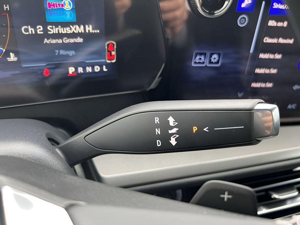 new 2026 Chevrolet Traverse car, priced at $49,125