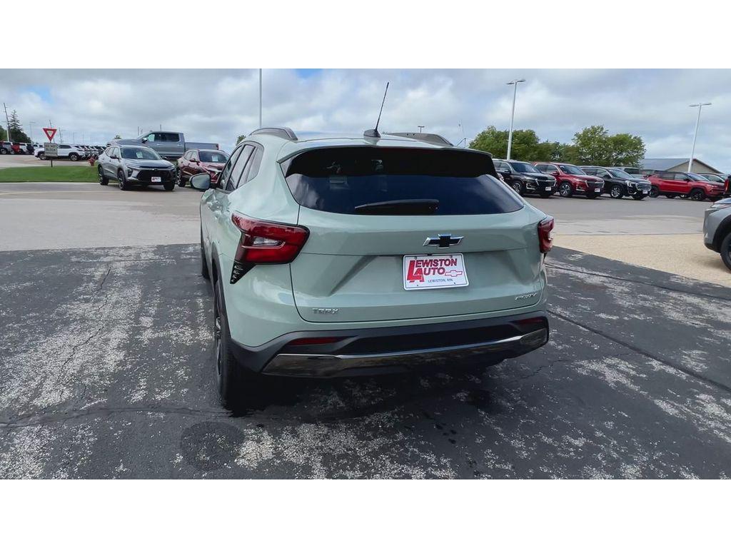 new 2025 Chevrolet Trax car, priced at $27,085