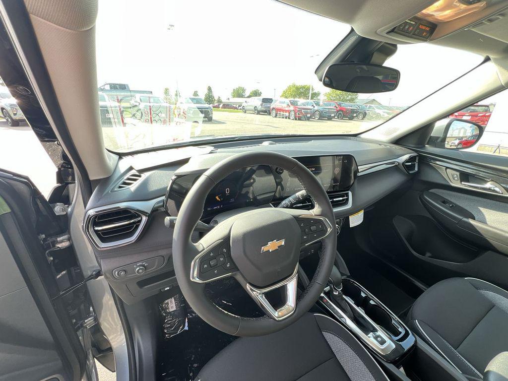 new 2026 Chevrolet TrailBlazer car, priced at $28,880