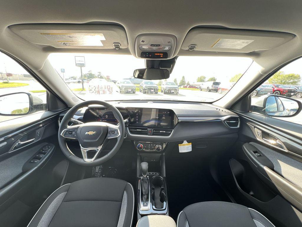 new 2026 Chevrolet TrailBlazer car, priced at $28,880