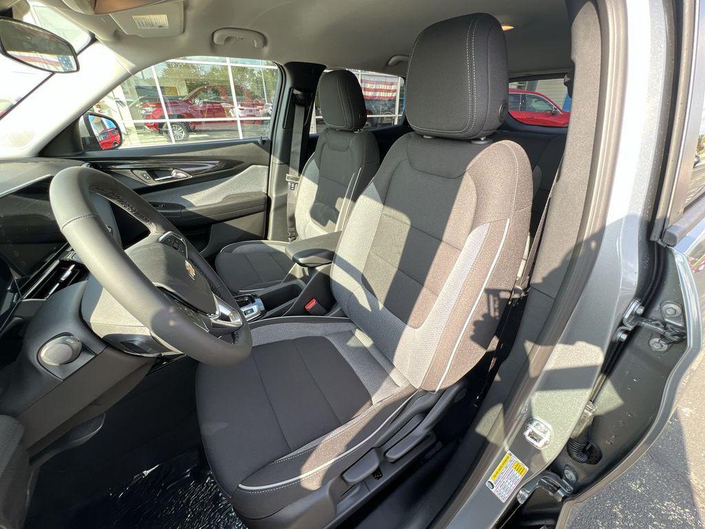 new 2026 Chevrolet TrailBlazer car, priced at $28,880