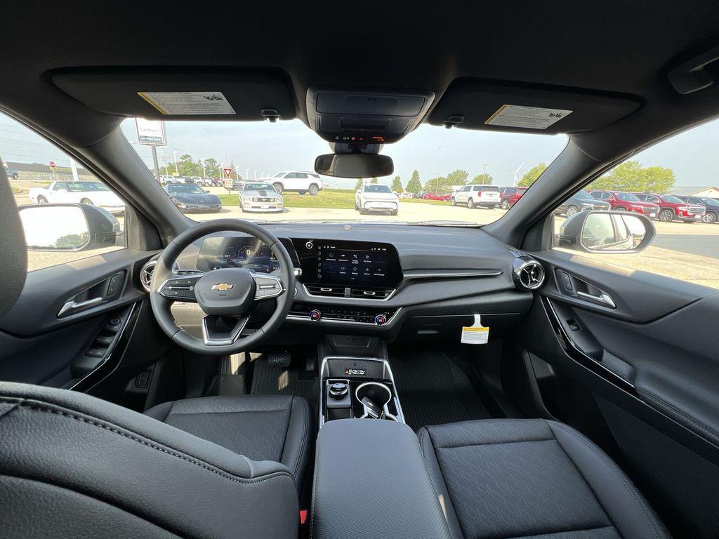 new 2026 Chevrolet Equinox car, priced at $34,195