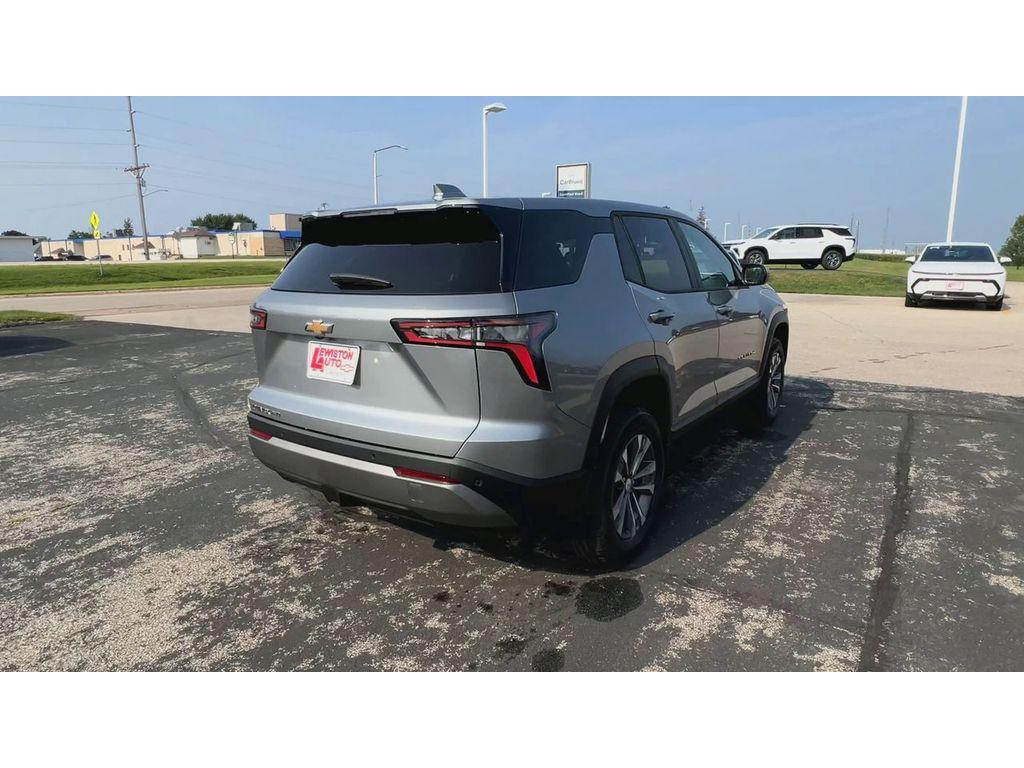 new 2026 Chevrolet Equinox car, priced at $34,195