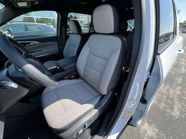 new 2025 Chevrolet Traverse car, priced at $45,060