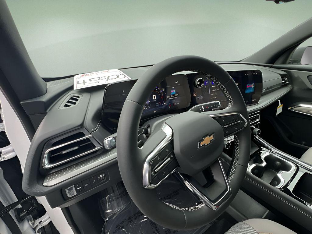 new 2026 Chevrolet Traverse car, priced at $44,920