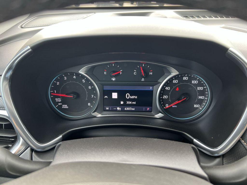 used 2024 Chevrolet Equinox car, priced at $32,495