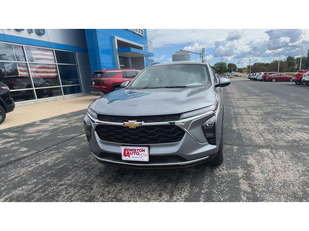 new 2025 Chevrolet Trax car, priced at $24,190